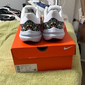 Nike Woman Sneaker- White with Multicolor Design